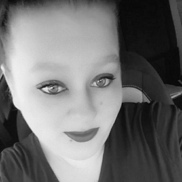 Meet your Posher, Skye - Picture 1 of 1